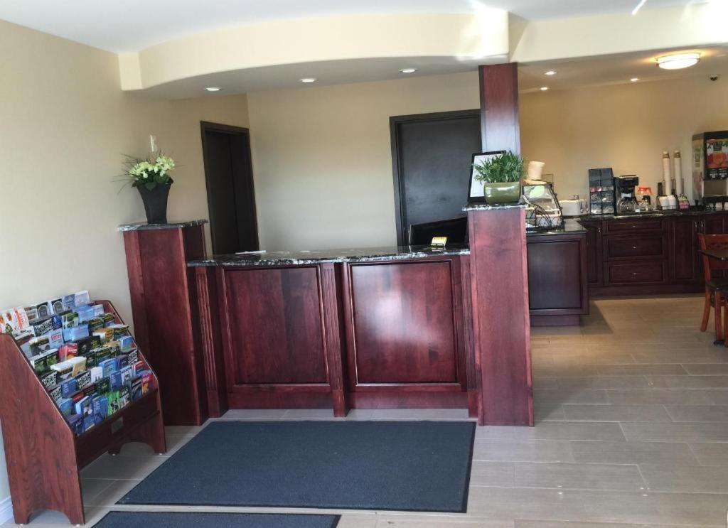 Masterson'S Motel Greater Napanee Luaran gambar